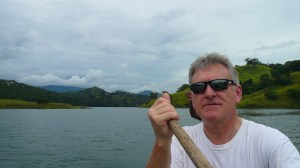 Paddling across the Victoria reservoir